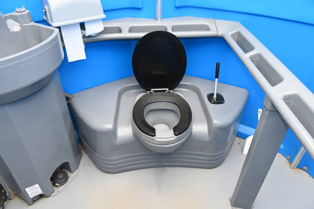 Best Standard Portable Toilet Rental  in La Palma, CA